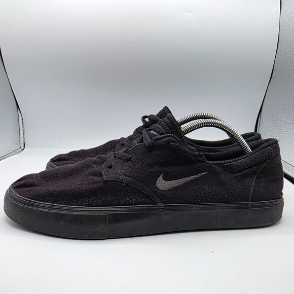 Nike SB Clutch Mens Size 12 Triple Black Skateboarding Shoes Casual Walking - Picture 15 of 15